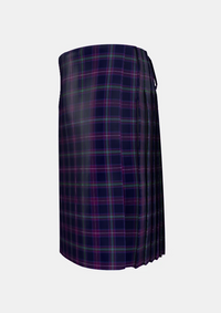 Traditional_Scottish_Heather_tartan_left_image_with_pleated_design_and_adjustable_buckles_for_men
