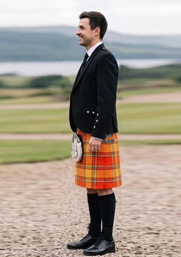 Traditional_Scrimgeour_Tartan_1627_Kilt_and_Argyle_Jacket_Kilt_Outfit_left_image