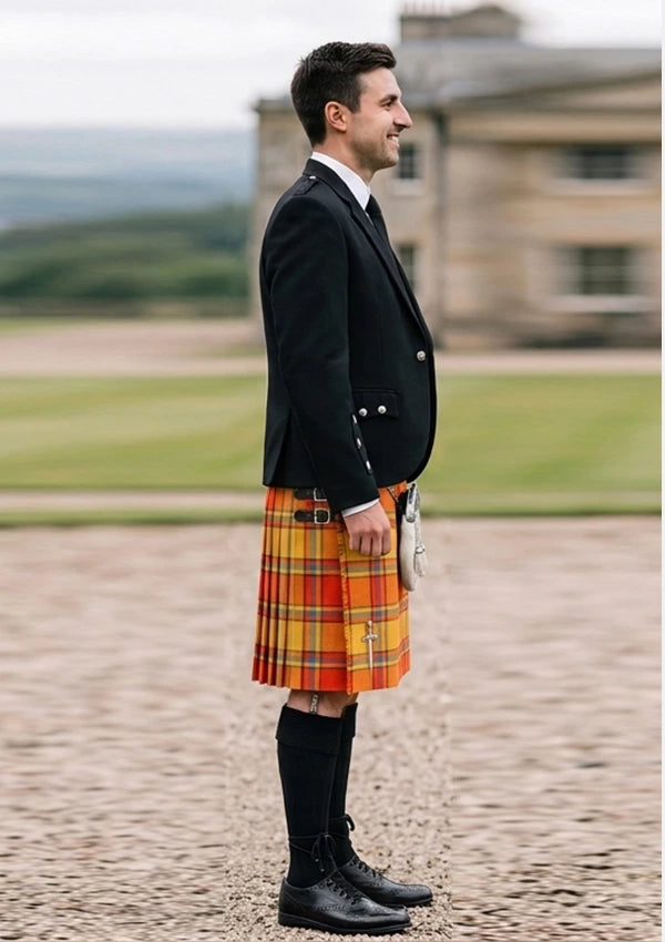 Traditional_Scrimgeour_Tartan_1627_Kilt_and_Argyle_Jacket_Kilt_Outfit_right_image