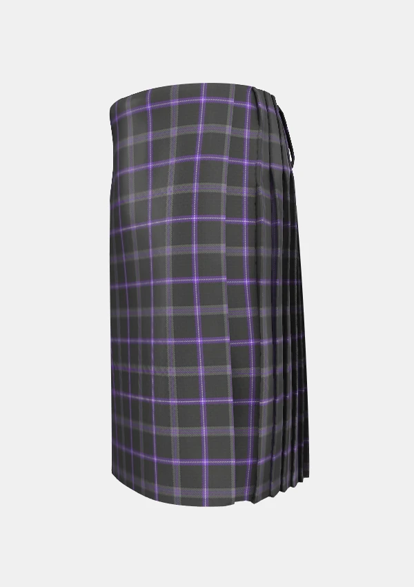 Traditional_Spirit_of_Loch_Earn_Tartan_kilt_left_image_with_pleated_design_and_adjustable_buckles_for_men