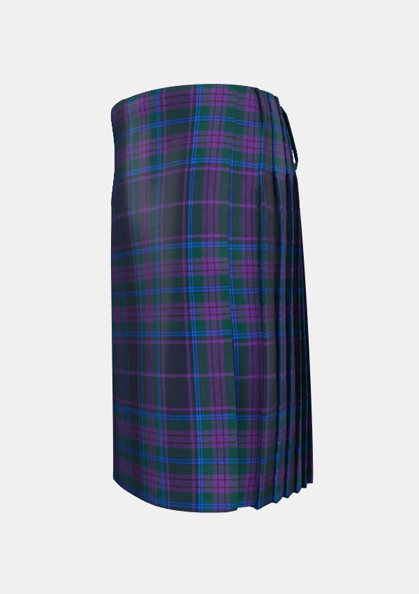 Traditional_Spirit_of_Scotland_tartan_left_image_with_pleated_design_and_adjustable_buckles_for_men