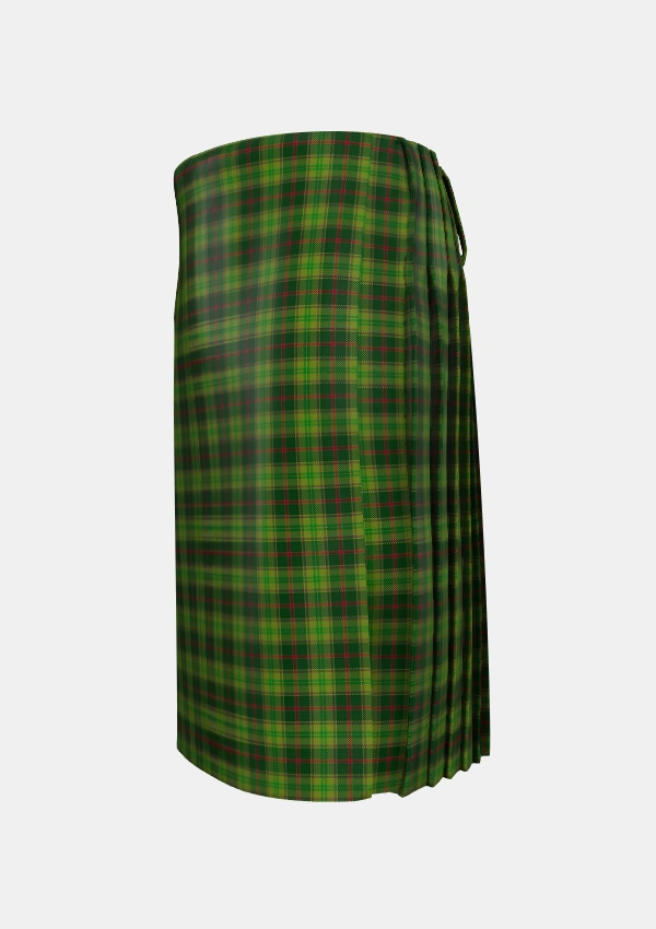 Traditional_Tomass_Tartan_5106_kilt_left_image_with_pleated_design_and_adjustable_buckles_for_men