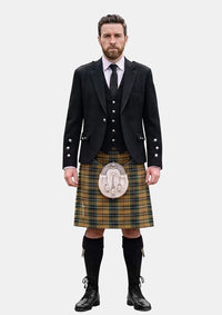 Traditional_Vaughan_Tartan_6168_Kilt_and_Argyle_Jacket_Kilt_Outfits_front_image