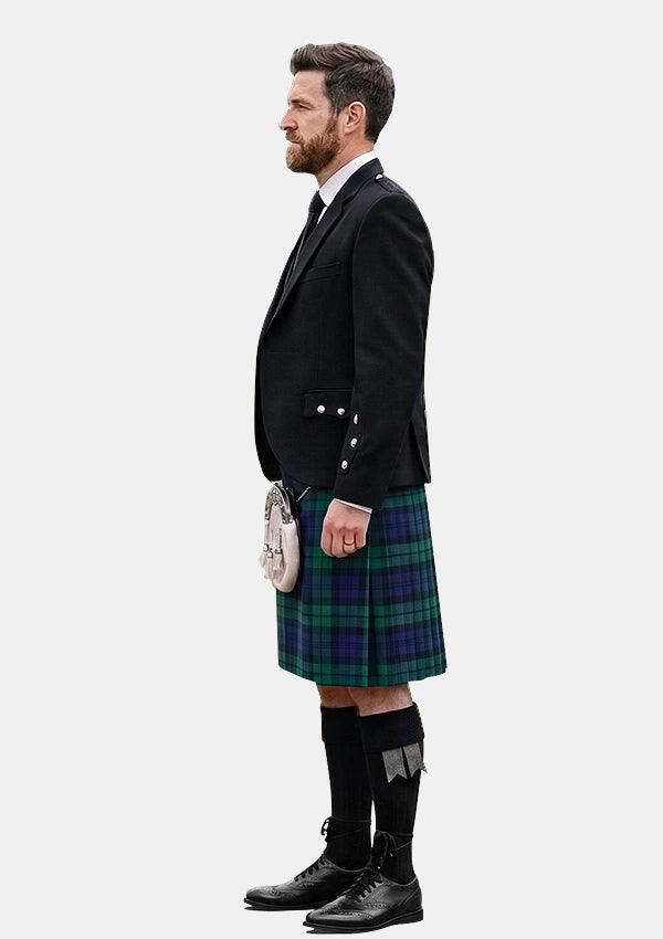 Traditional_Wallace_Blue_Tartan_46_Kilt_and_Argyle_Jacket_Kilt_Outfits_left_image