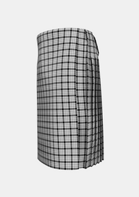 Traditional_Wallace_Dress_Tartan_1251_kilt_left_image_with_pleated_design_and_adjustable_buckles_for_men