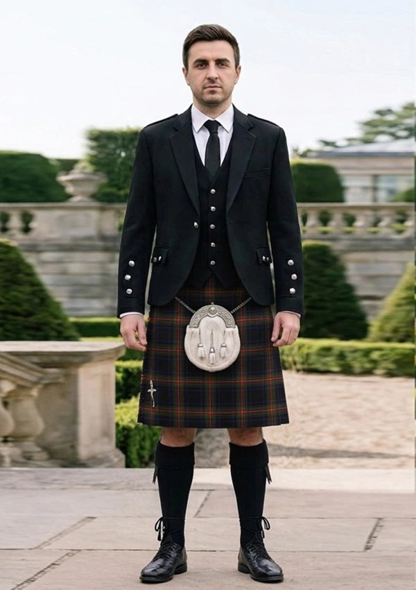 Traditional_Watt_Tartan_4210_Kilt_and_Argyle_Jacket_Kilt_Outfit_front_image