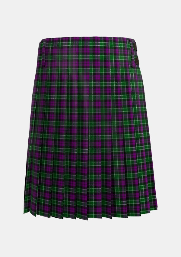 Traditional_Wilsons_No158_Tartan_928_kilt_back_image_with_pleated_design_and_adjustable_buckles_for_men