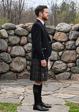 Traditional_Witches_Blood_The_11495_Kilt_and_Argyle_Jacket_Kilt_Outfit_right_image