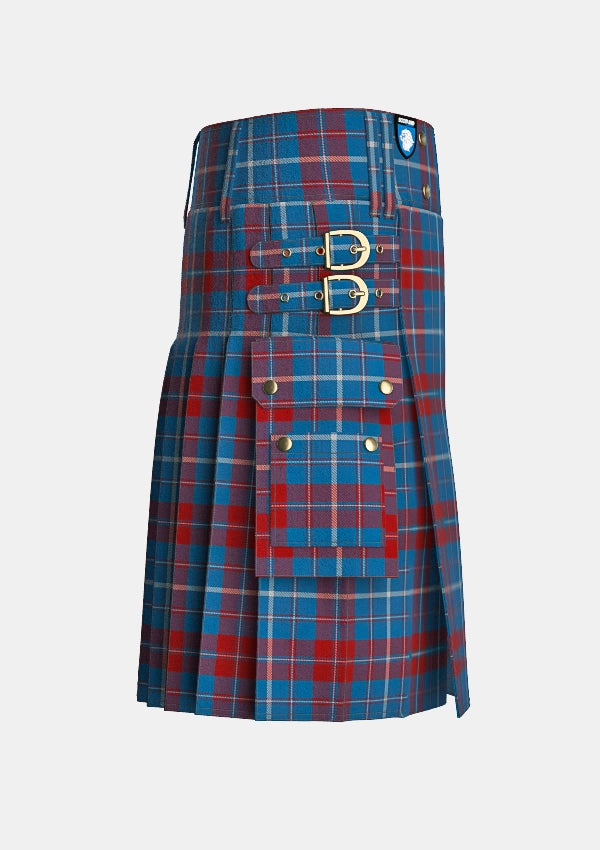 Utility_Frame_Tartan_1777_kilt_right_image_with_pleated_design_and_adjustable_buckles_for_men